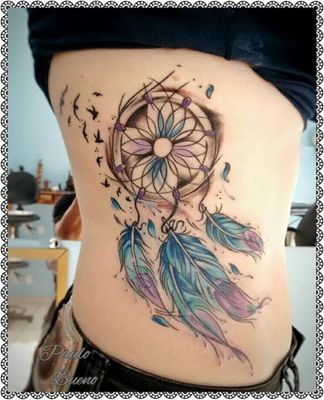  Tatouage attrape rêve avec des oiseaux sur les côtes